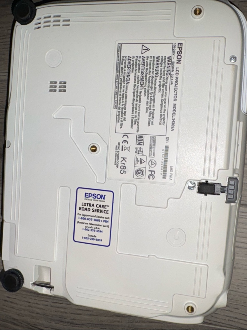 Epson White LCD Projector - Picture 2 of 3